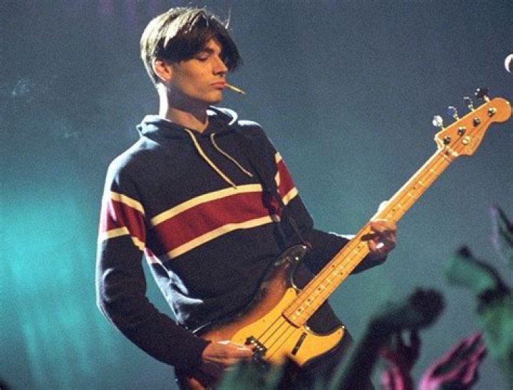 The Iconic Journey of Alex James in the 90s: A Deep Dive into the Life of Blur's Bassist