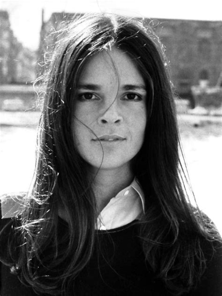 The Inspiring Life and Legacy of Ali MacGraw: A Journey Through Fame, Passion, and Impact