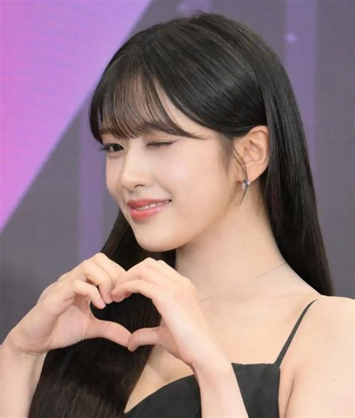 Discovering An Yu-jin's Age: Insights into Her Life, Career, and Influence