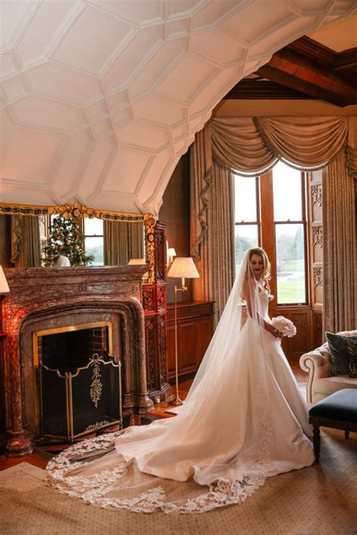 Are Gerard Way and Lyn-Z Still Married? Exploring Their Relationship Journey