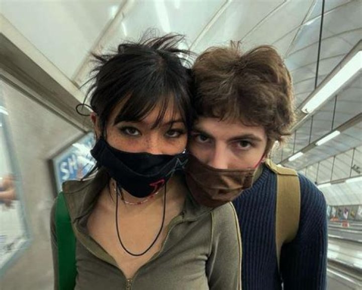 Beabadoobee Partner: Exploring the Collaborative Journey