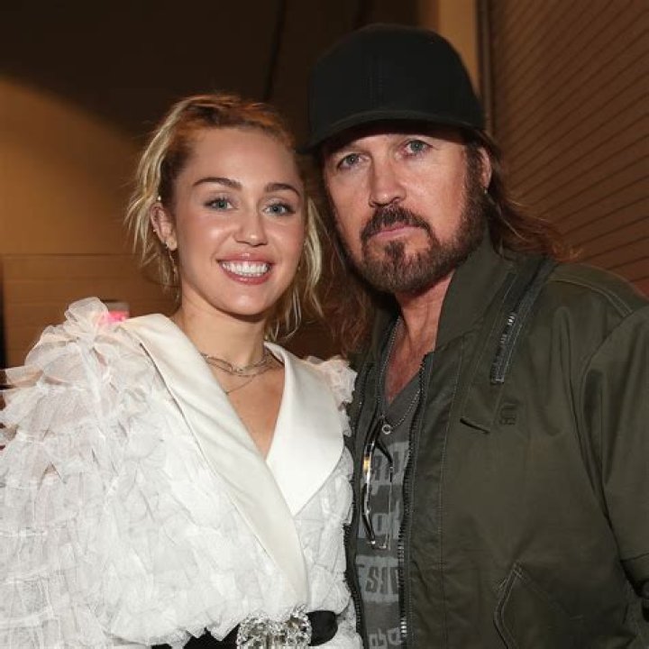Billy Ray Cyrus: Music, Life & Career - Latest News & Updates