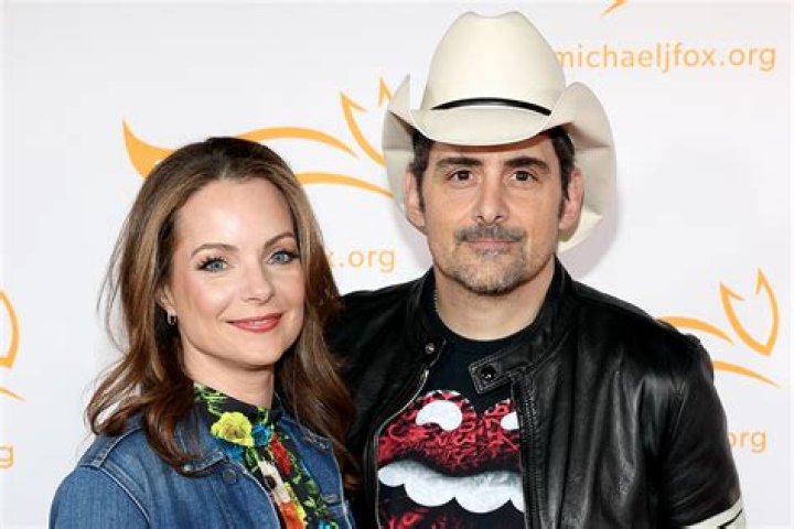 Brad Paisley's Wife & Kids: All About His Family