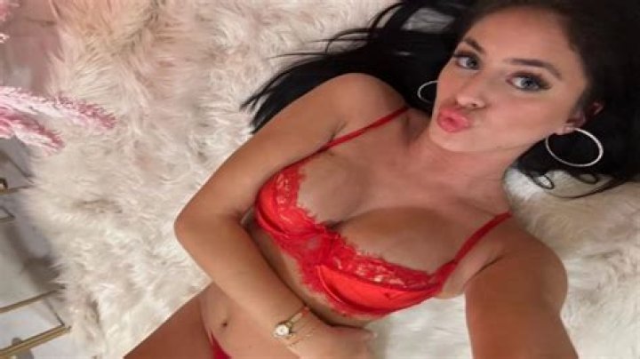 Camilla Araujo OnlyFans: A Comprehensive Guide to Her Journey, Content, and Success