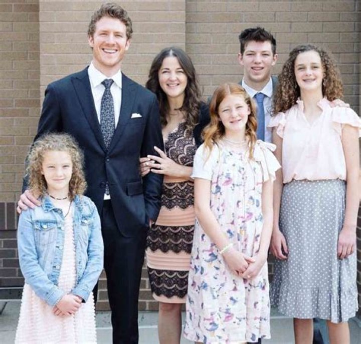 Casey Elliott: The Life and Career of the Actor and His Wife