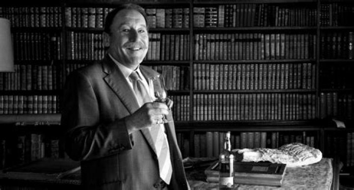 Uncover the Legal Expertise of Expert Attorney Charles Maclean