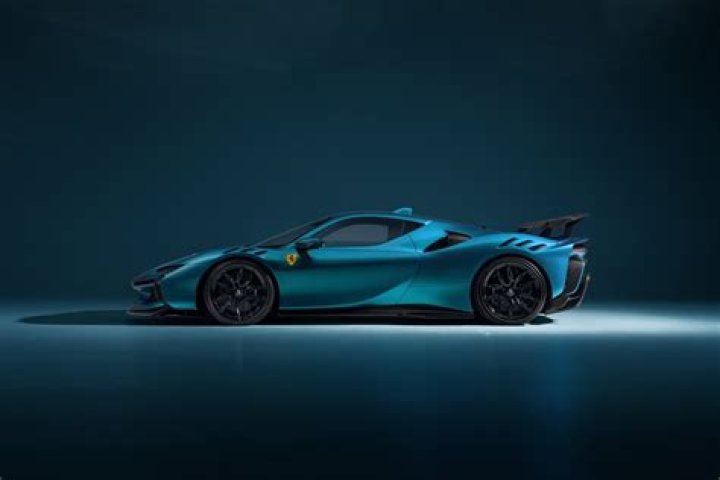 Ebony Solo XX: A Comprehensive Guide to Her Career, Achievements, and Influence