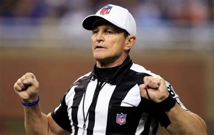 Ed Hochuli: NFL Ref - Career Highlights &amp; Controversies