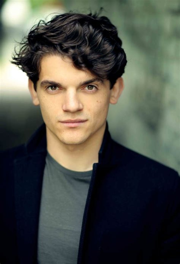 Edward Bluemel's Crown: A Royal Legacy Unveiled