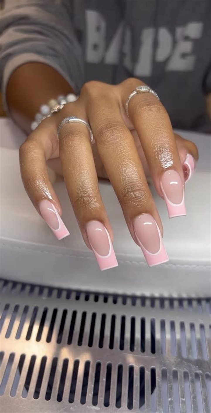 Elevate Your Style with French Tip Nails Medium Square