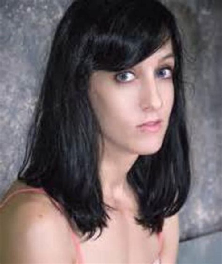 Elise Graves: A Rising Star in the Entertainment Industry