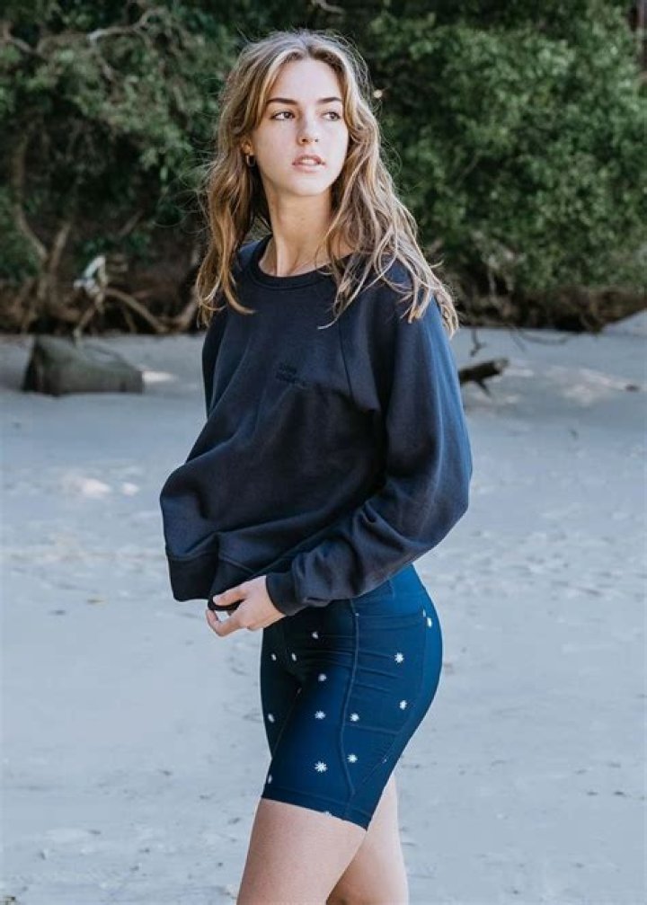 Emily Feld 2021: Rising Star in the Fashion and Entertainment World