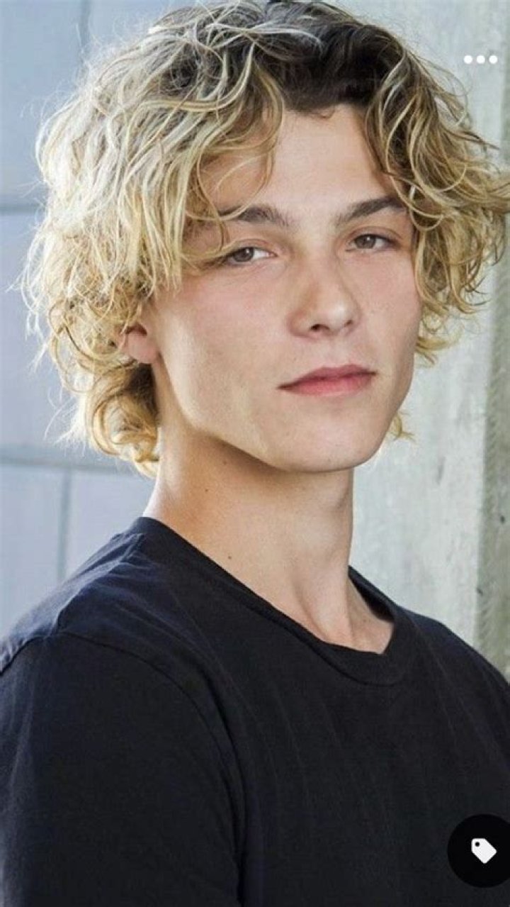 Guys with Curly Blonde Hair: Embracing Their Unique Style and Natural Beauty