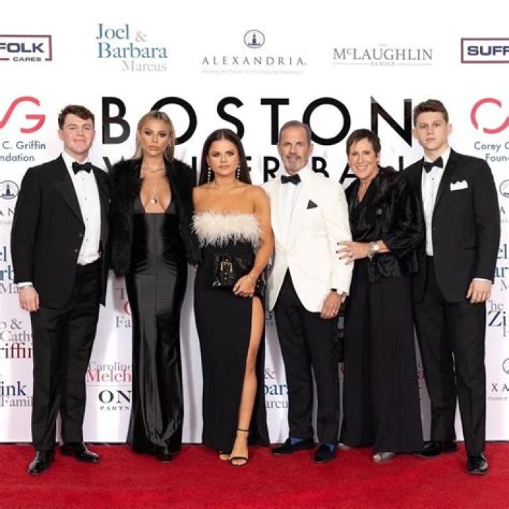 Hallie Batchelder Parents: A Comprehensive Look into Her Family Background