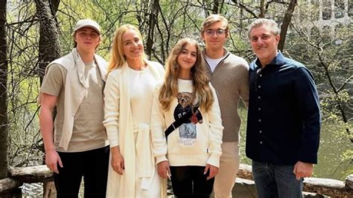 Huck Kwong: The Rising Star in the Entertainment Industry