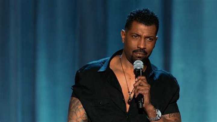 Is Deon Cole Married to Gabrielle Dennis? - Details Revealed