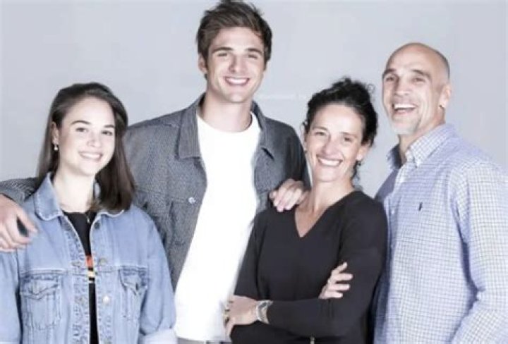 Jacob Elordi's Mom: Meet the Unsung Heroine!