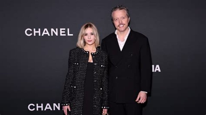 Jason Isbell and Anna Weyant: A Deep Dive into Their Lives, Music, and Legacy