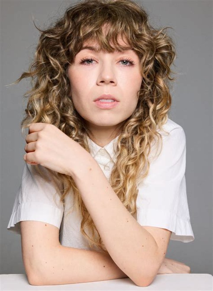 Jennette McCurdy: The Journey of a Talented Actress and Writer