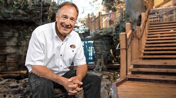 Johnny Morris: Outdoor Enthusiast & Business Leader