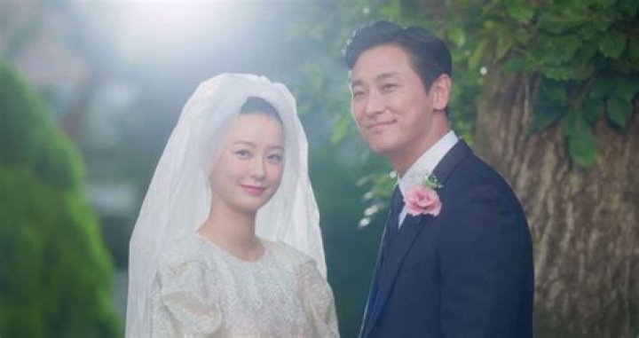 Ju Ji-Hoon Wife Lee Yoon Mi: A Closer Look at Their Love Story