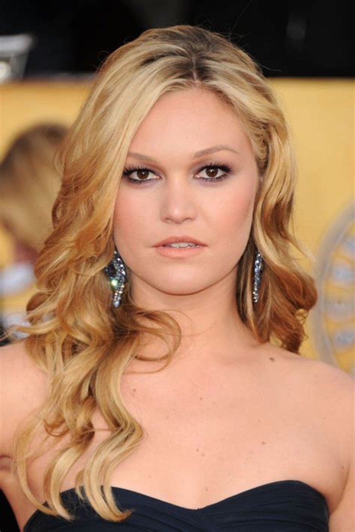 Julia Stiles: The Versatile Actress Who Captivates Hearts