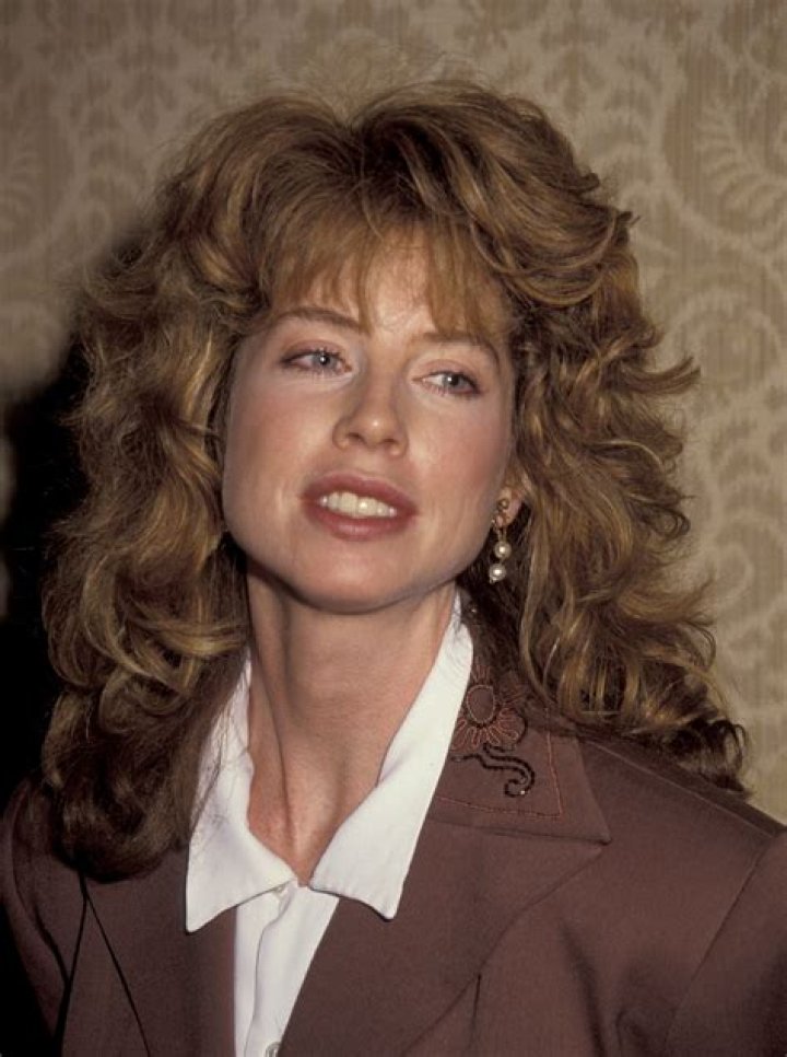 Julianne Phillips: A Comprehensive Look at the Life and Career of the Talented Actress