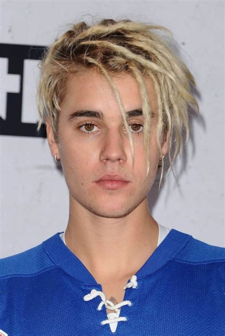 Justin Bieber's Long Blonde Hair: A Style Evolution