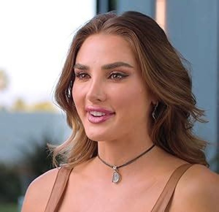 Kenzie Anne Bio: The Rising Star in the Spotlight