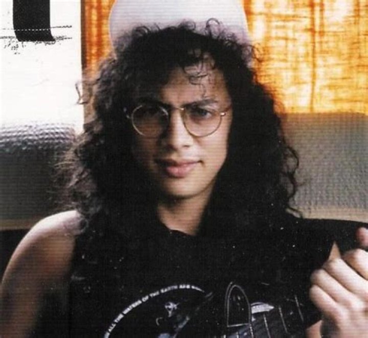 Kirk Hammett with Glasses: A Deep Dive into the Iconic Metal Guitarist