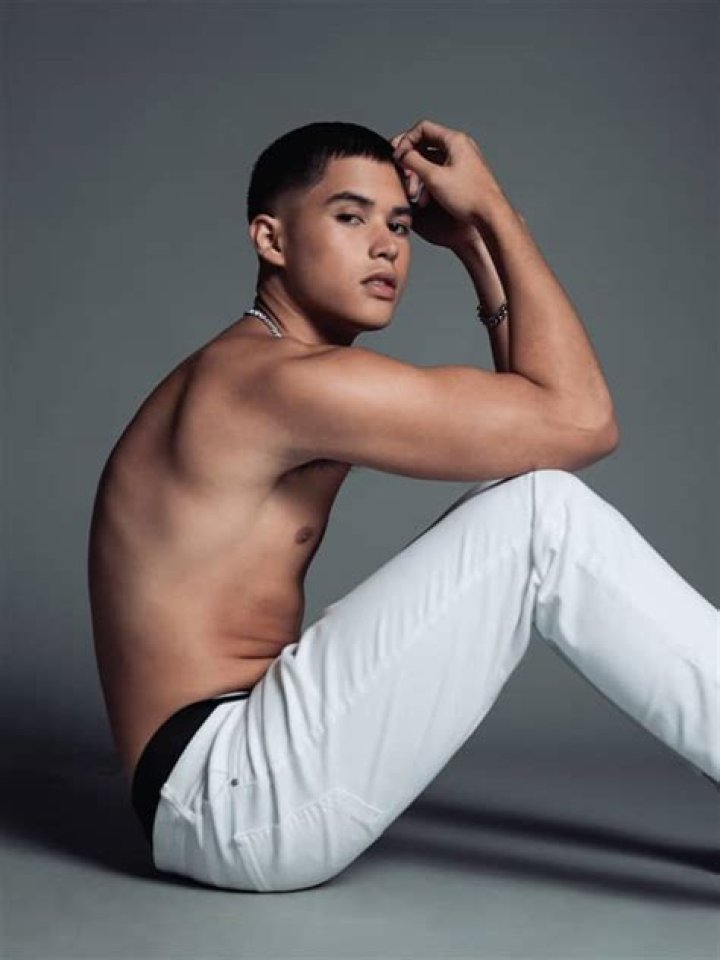Kyle Echarri: Rising Star in the Philippine Entertainment Industry