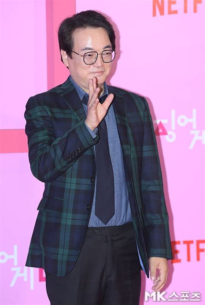 Lee Seohwan: A Rising Star in the Entertainment Industry