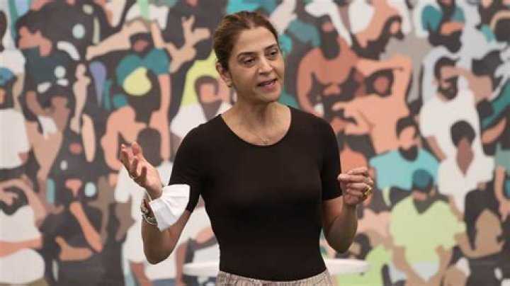 Leila Sentase: A Rising Star in the Indonesian Entertainment Industry