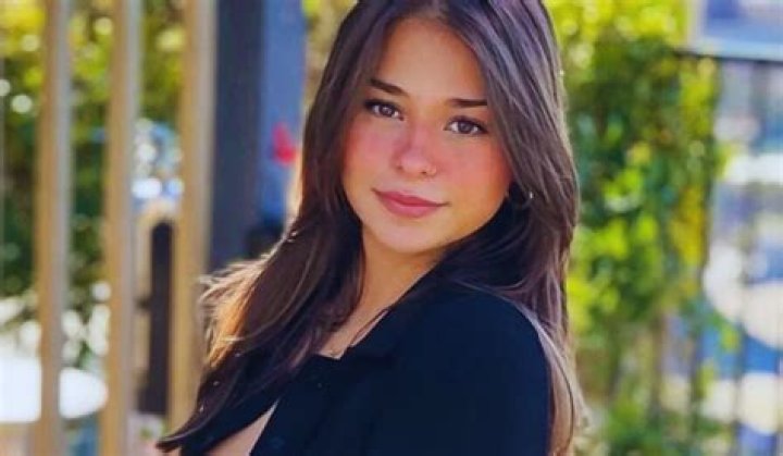 Lelasohana Erome: A Rising Star in the Music Industry