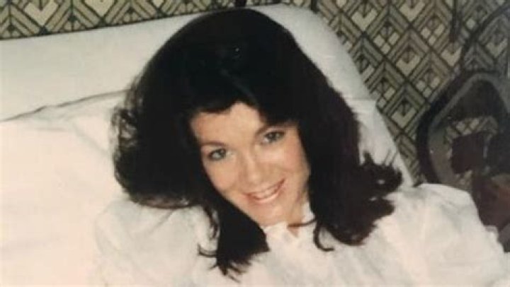 Lisa Vanderpump Young: A Look at Her Early Life