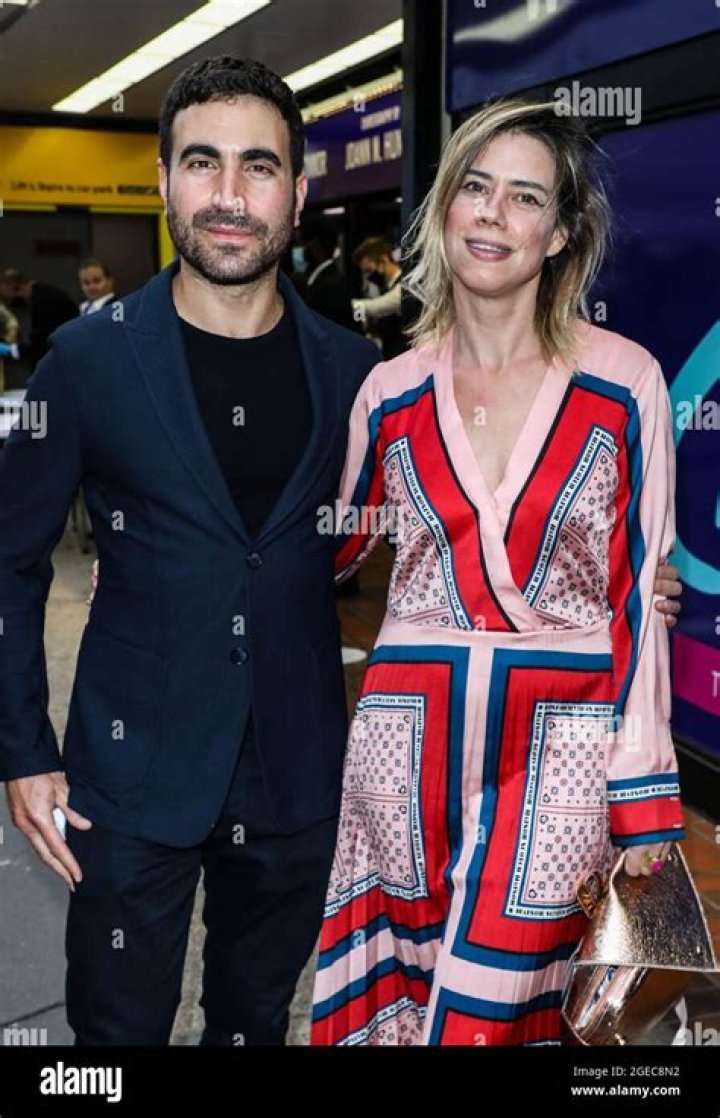 Lou Sanders Husband: Who Is He?