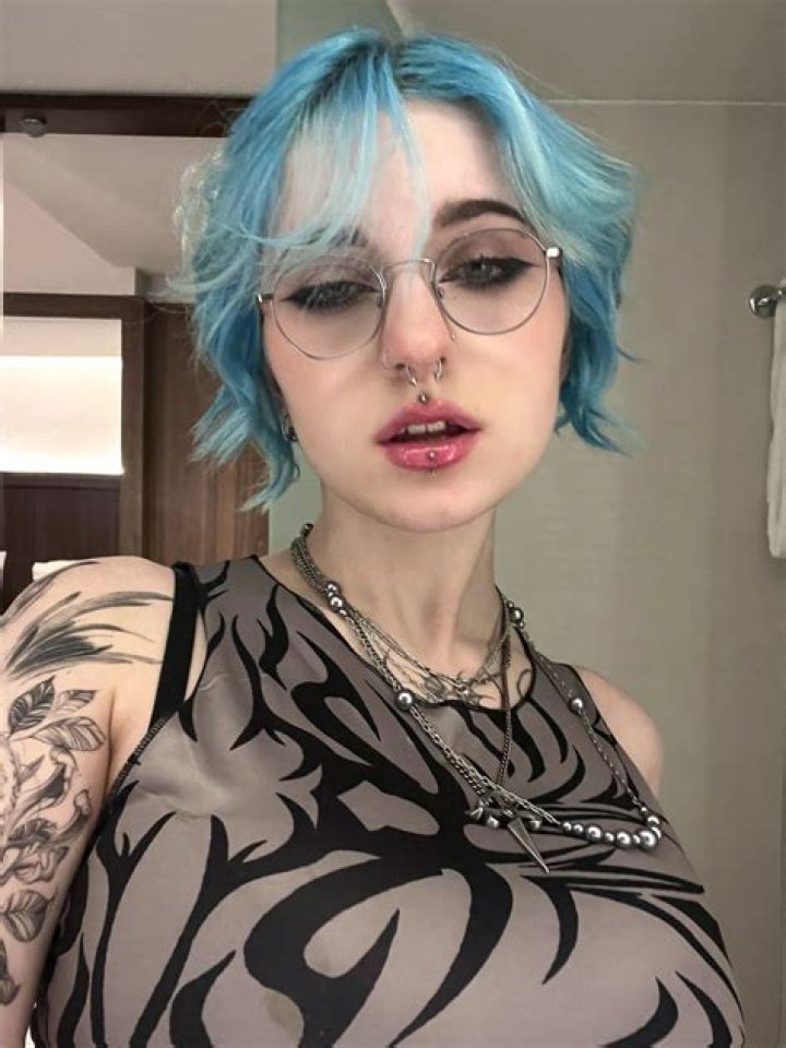 Exploring the Controversy and Impact of Lyracrow0 Nude Allegations