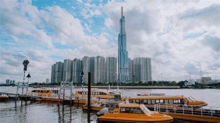 Mai Chan BKK: Exploring the Iconic Thai Street Food Scene