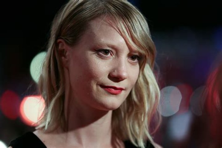 Mia Wasikowska Net Worth: Exploring the Life and Wealth of a Hollywood Star