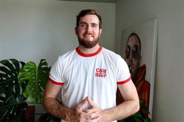 Miaz Biography: Unveiling the Real Name and Journey of This Rising Star