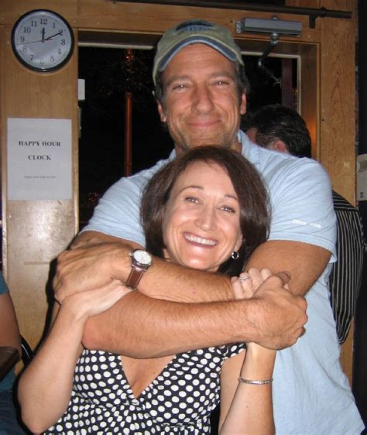 Mike Rowe's Wife: Meet [Wife's Name]