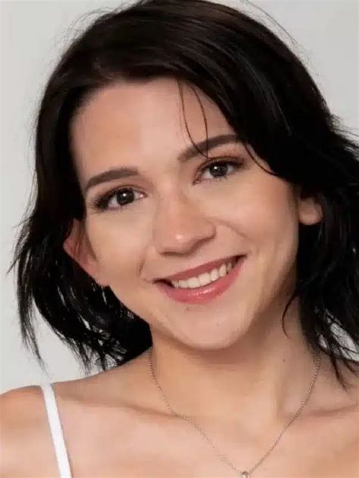 Mimi Cica Wiki: The Ultimate Guide to Her Life, Career, and Achievements