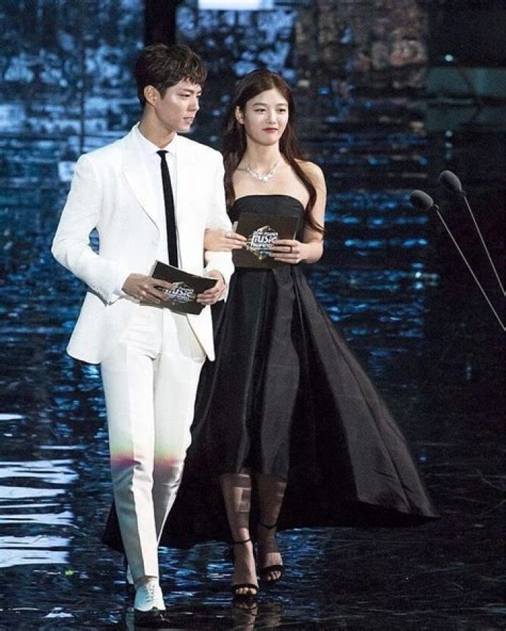 Park Bo Gum & Kim Yoo Jung: Relationship Rumors & Updates