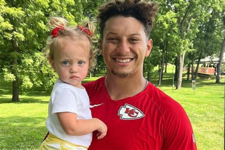 Patrick Mahomes Daughter with Down Syndrome: Understanding & Support