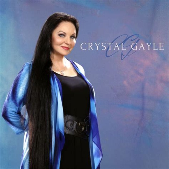 Pictures of Crystal Gayle Today: A Timeless Beauty Shining Bright