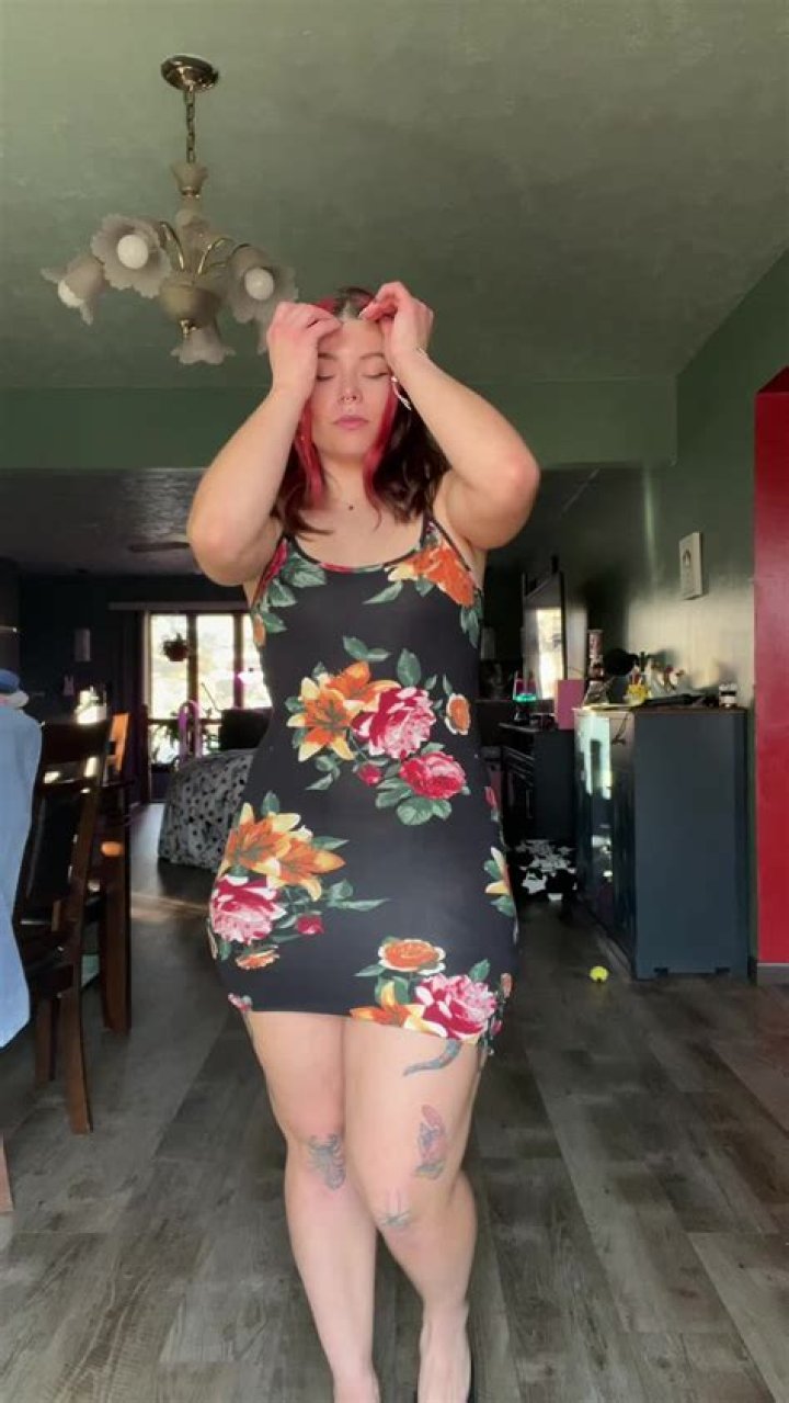 Queen Egirl Age: Unveiling the Reign of Digital Royalty