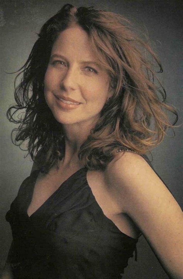 Robin Weigert: The Talented Actress Who Shaped Hollywood