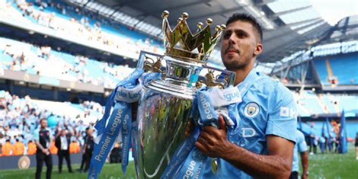 Rodri's Man City Mansion: Stunning Home Details!