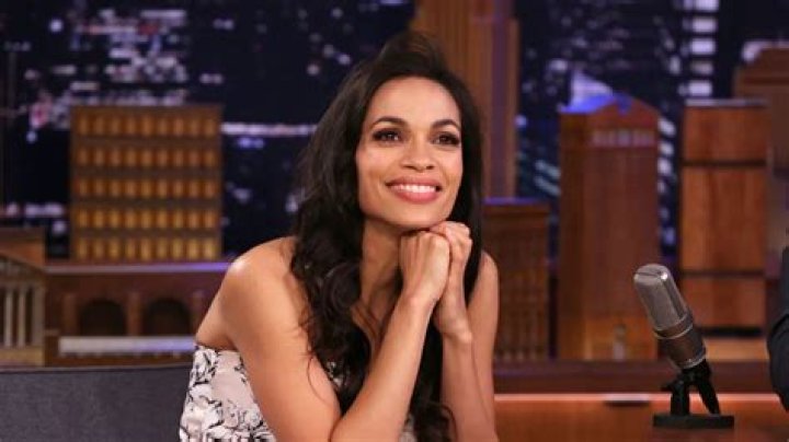 Rosario Dawson and the Transphobia Controversy: A Comprehensive Analysis