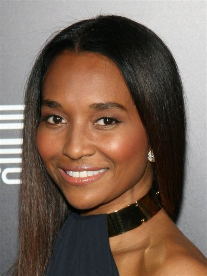 Exploring the Life and Career of Rozonda Thomas